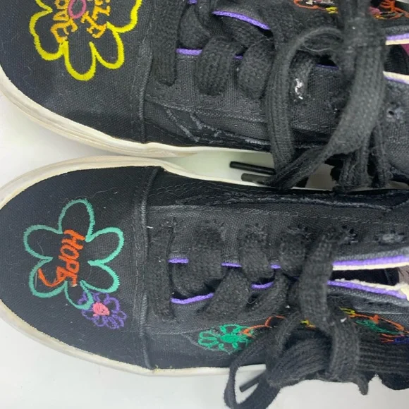 VANS skate shoes.US kids size 13.5. Decor on shoe-flowers, positive vibes - Picture 12 of 15